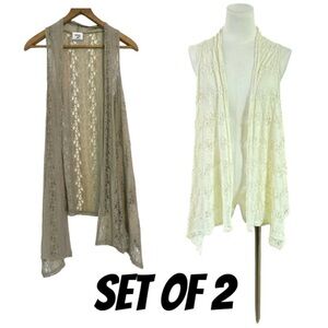 Y2K Mad Style Set of 2 Lace Vests in Beige and Cream‎ one size fits most (E37)